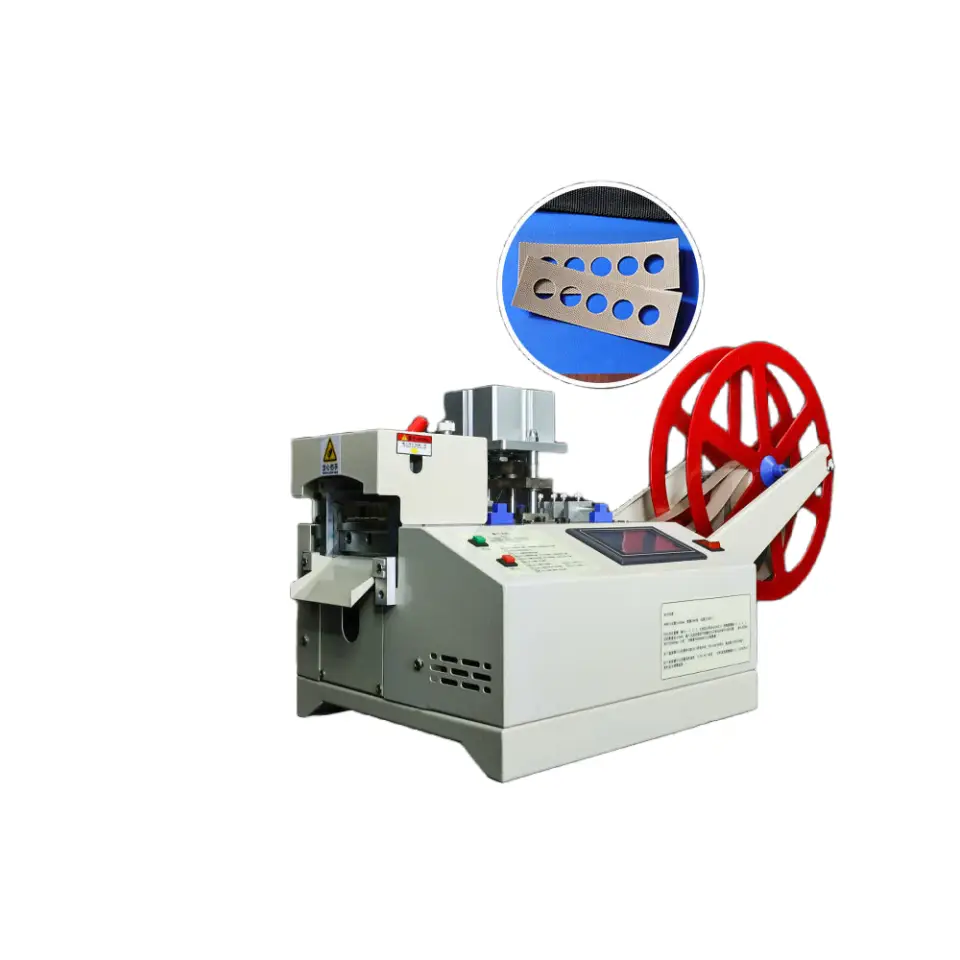 Ribbon cutting machine with precision cutting blade and digital control
