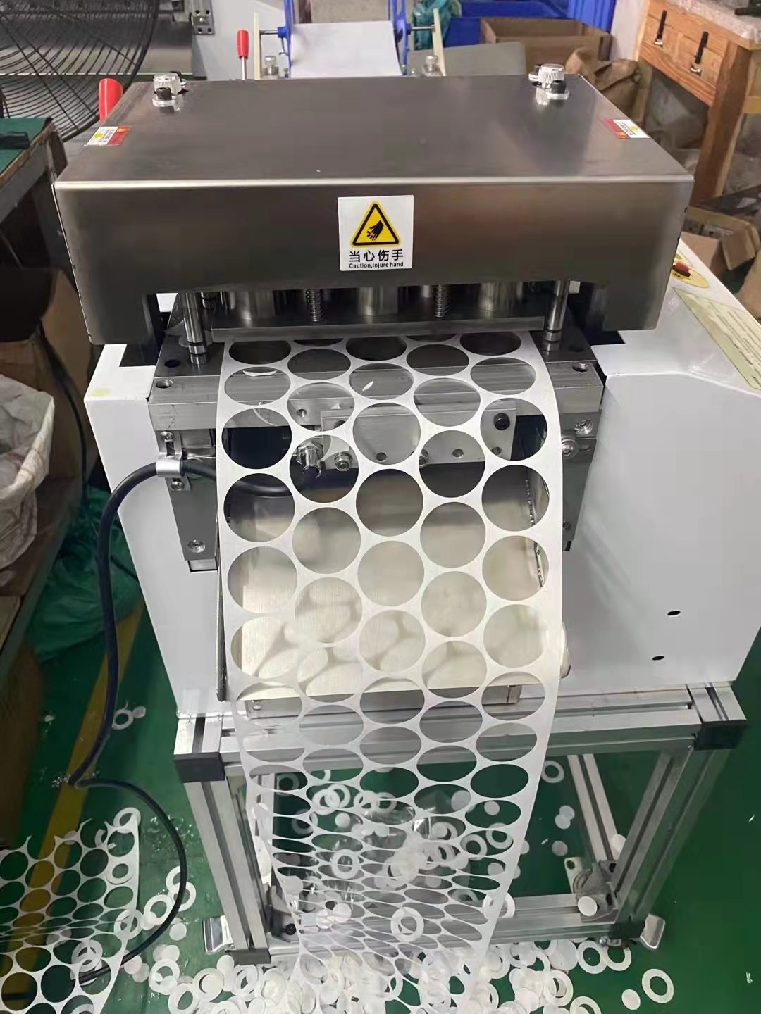 types of [automatic gasket cutting machines](https://ocnjdaily.com/news/2024/dec/23/discover-the-benefits-of-using-a-cnc-gasket-cutting-machine-for-precision-gasket-production/)[^1], Multiple gasket cutting machines lined up